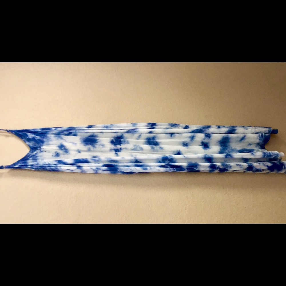| RAVIYA TIE DYED DRESS |  SIZE SMALL 🦋